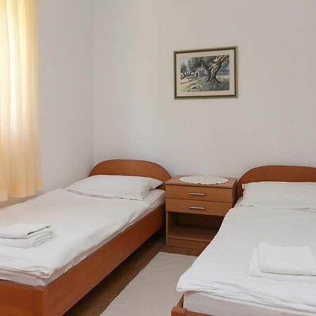 Apartments Laguna 2 Bol Zewnętrze zdjęcie