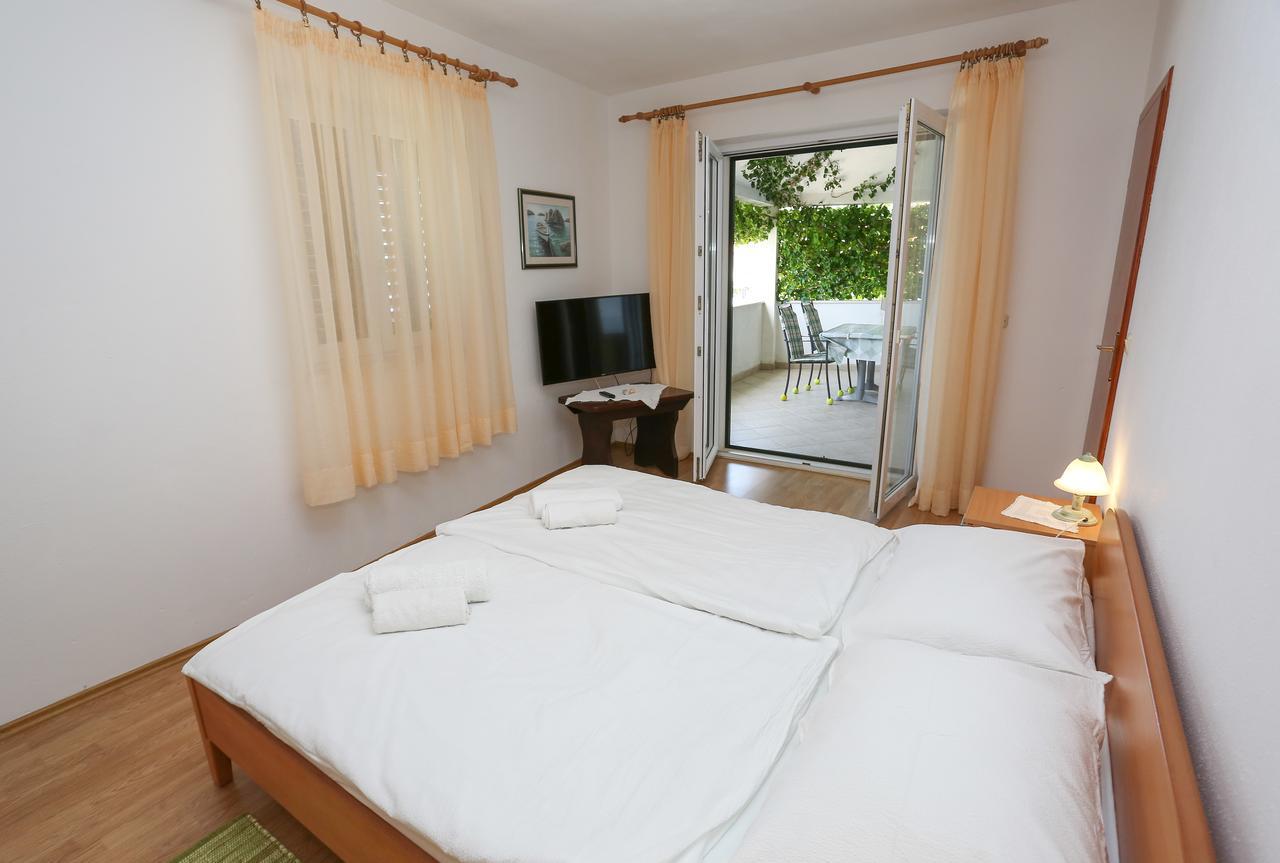 Apartments Laguna 2 Bol Zewnętrze zdjęcie