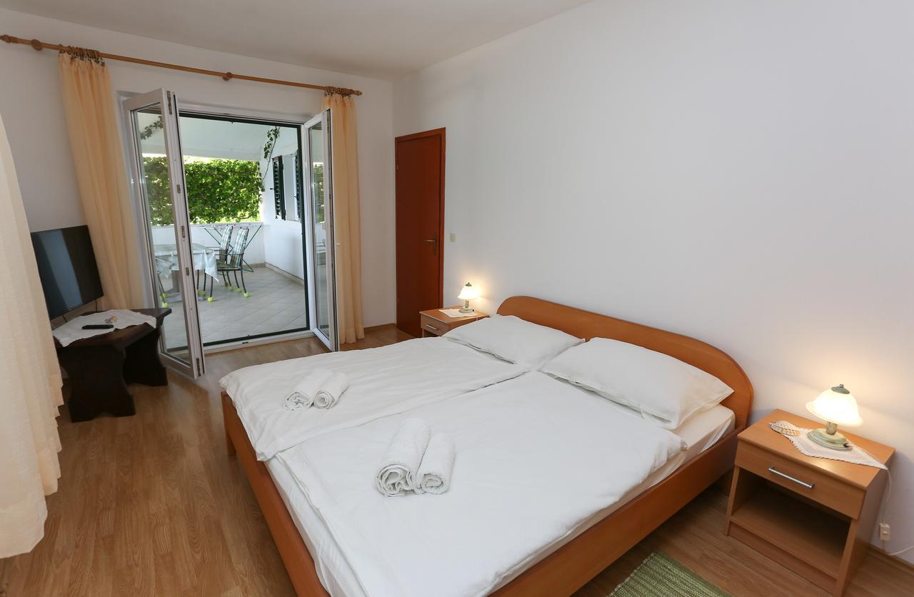 Apartments Laguna 2 Bol Zewnętrze zdjęcie