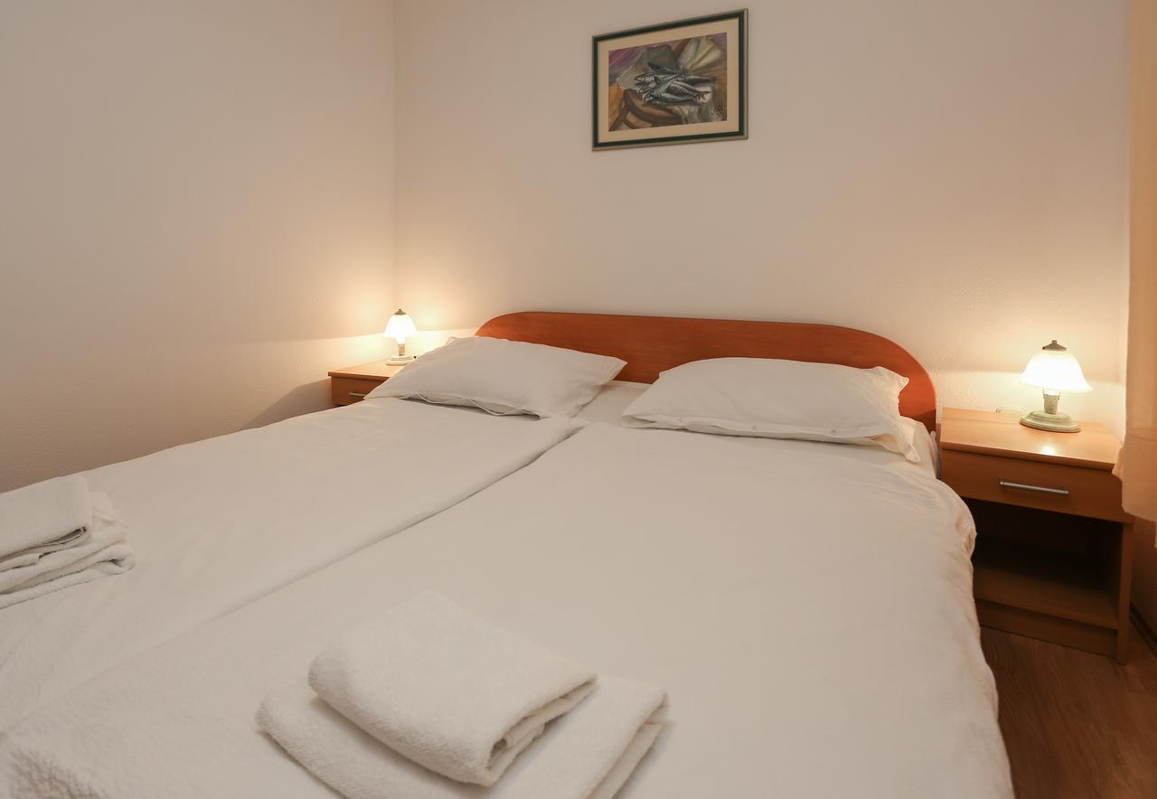 Apartments Laguna 2 Bol Zewnętrze zdjęcie